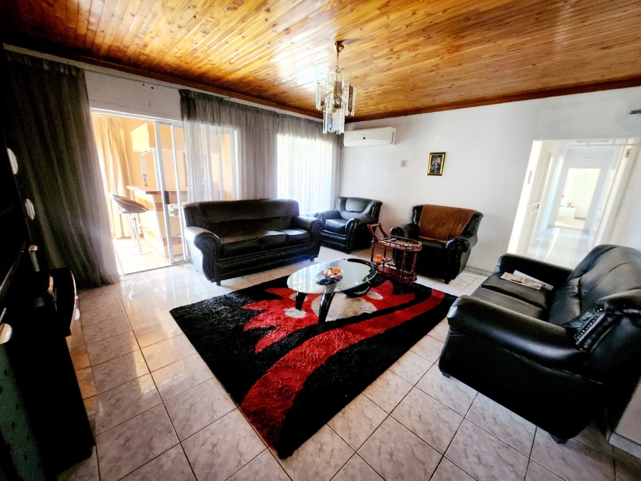 5 Bedroom Property for Sale in Stilfontein Ext 4 North West